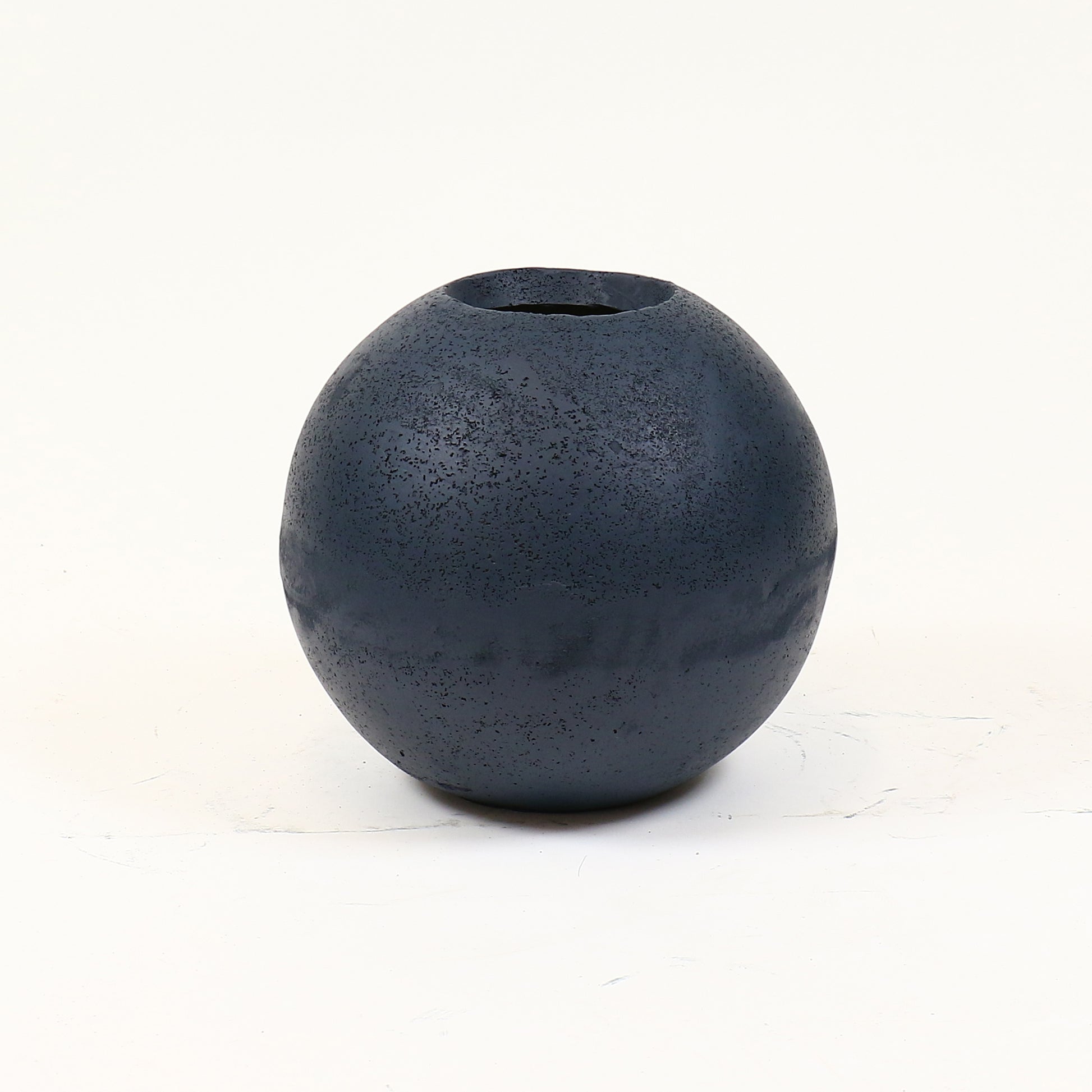 [src: https://orlandi-production.s3.amazonaws.com/images/7102/original.jpg]